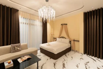 带阳台的家庭房 — Bui Vien Cozy Home
